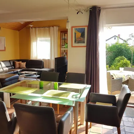 Julian Freistehendes Haus - Strand 350 M Holiday home Koserow