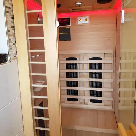 Julian Freistehendes Haus - Strand 350 M Holiday home Koserow